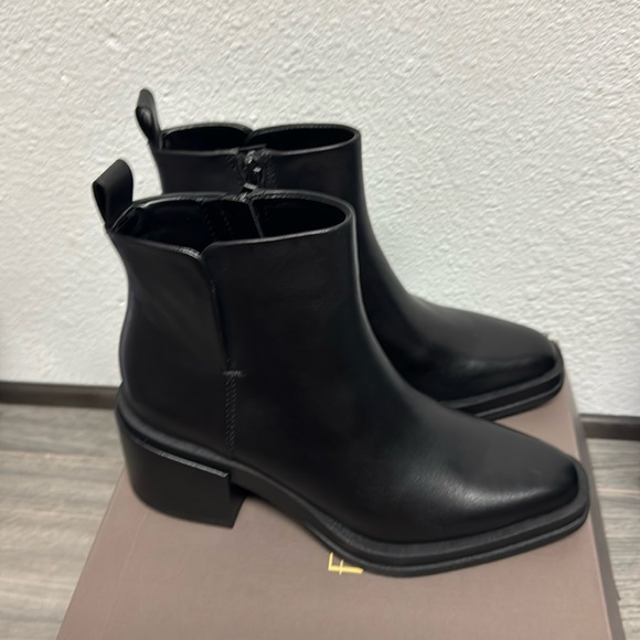 FRANCO SARTO Dalden Booties - Picture 5 of 10